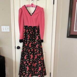 Elegant Long Sleeve Pink and Black Floral Dress